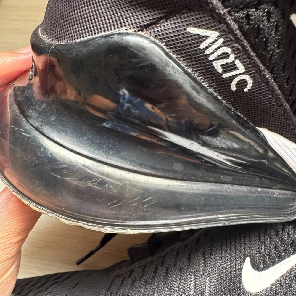 Nike Black and White Athletic Shoes - Picture 10 of 11
